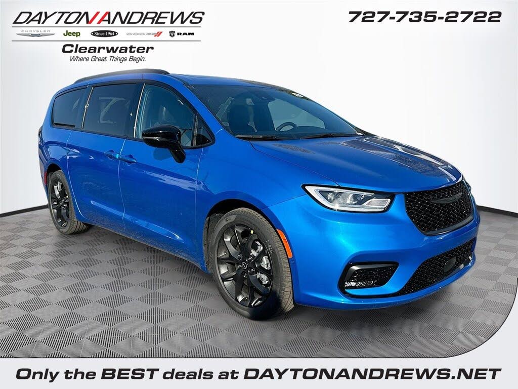 2026 Chrysler Pacifica Limited FWD