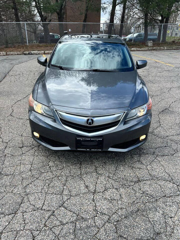 2014 Acura ILX 2.0L FWD with Premium Package
