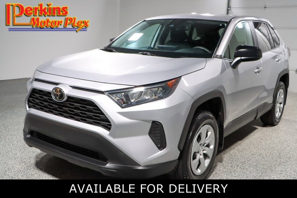 2022 Toyota RAV4 LE FWD