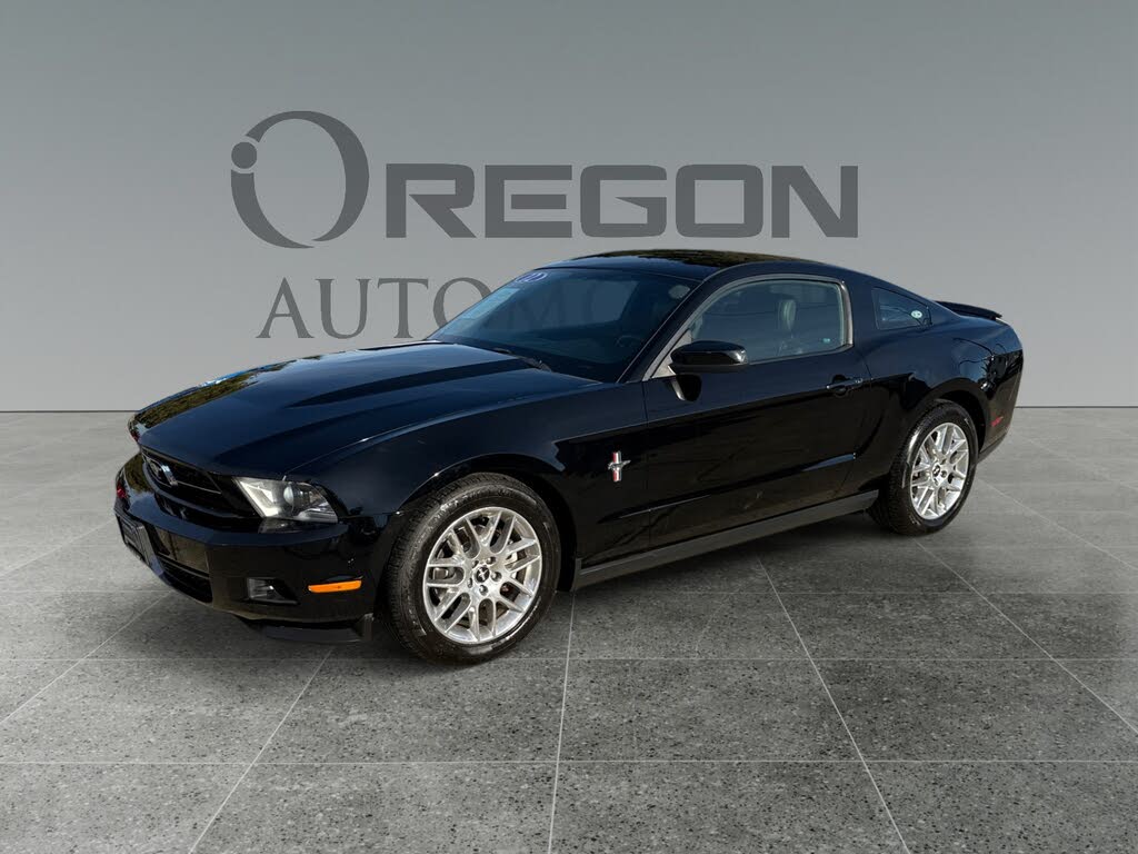 2012 Ford Mustang V6 Premium Coupe RWD