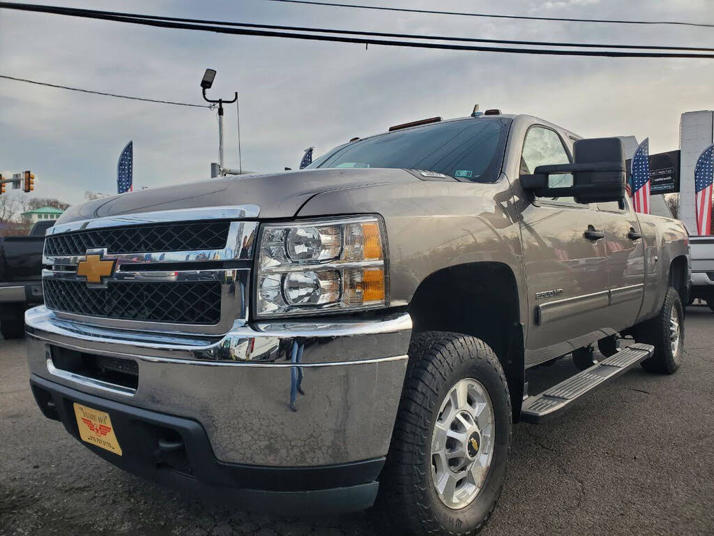 2013 Chevrolet Silverado 2500HD LT Crew Cab 4WD