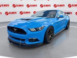 Ford Mustang GT Premium Coupe RWD