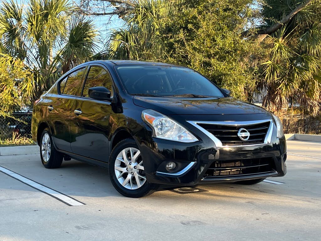 2018 Nissan Versa SV