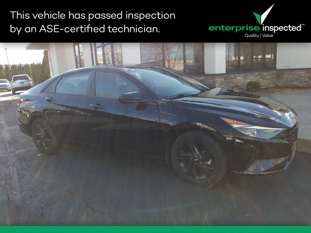 2023 Hyundai Elantra SEL FWD