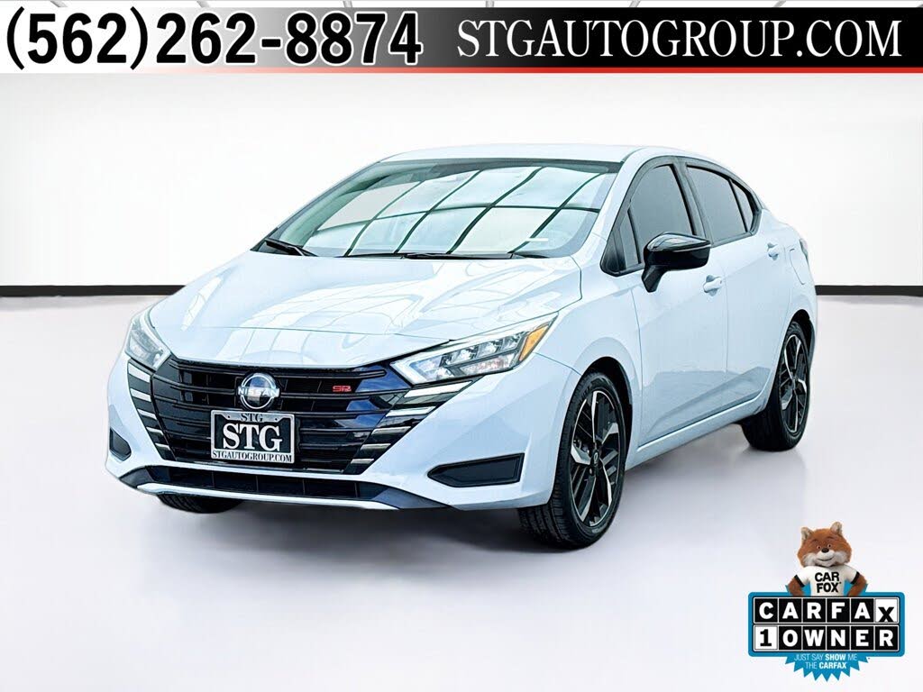 2023 Nissan Versa SR FWD