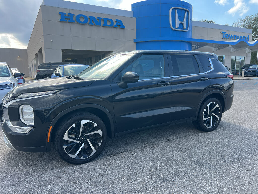 2024 Mitsubishi Outlander SE FWD