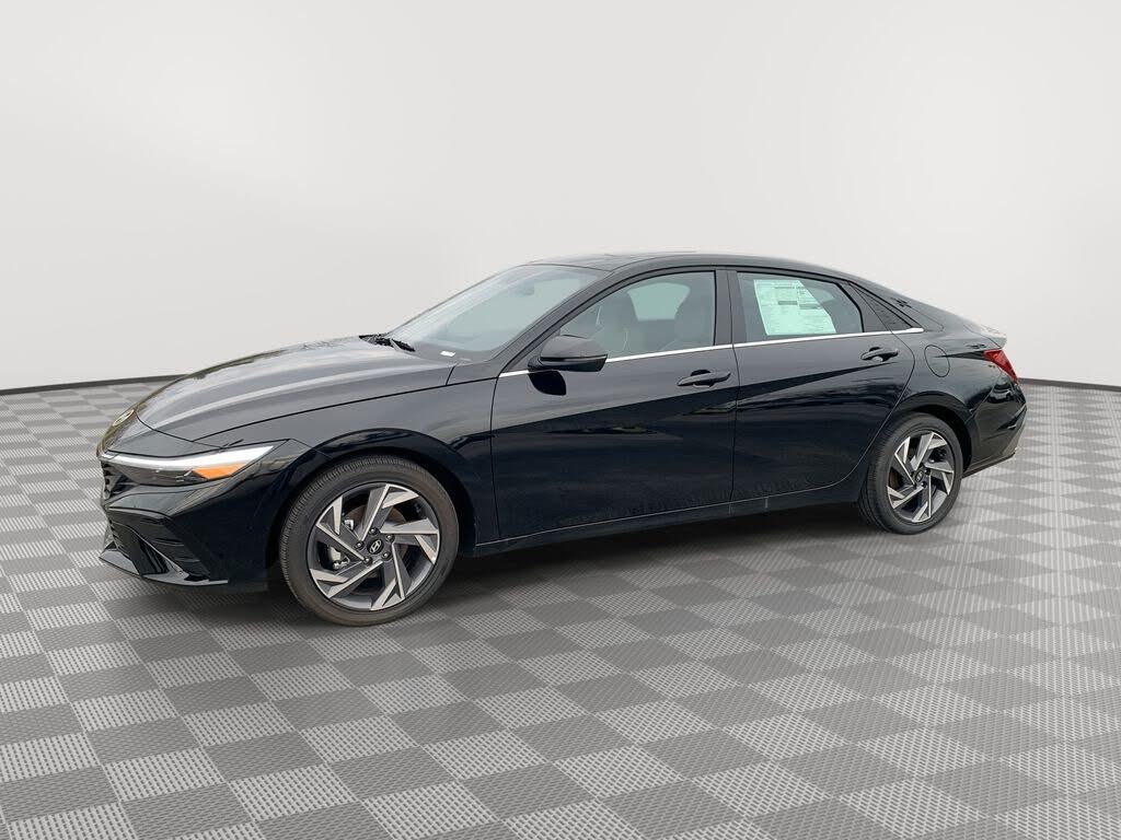 2025 Hyundai Elantra Hybrid Limited FWD