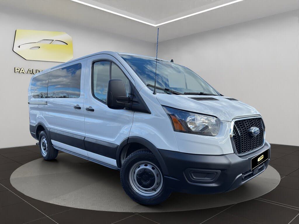 2022 Ford Transit Passenger 150 XL Low Roof RWD