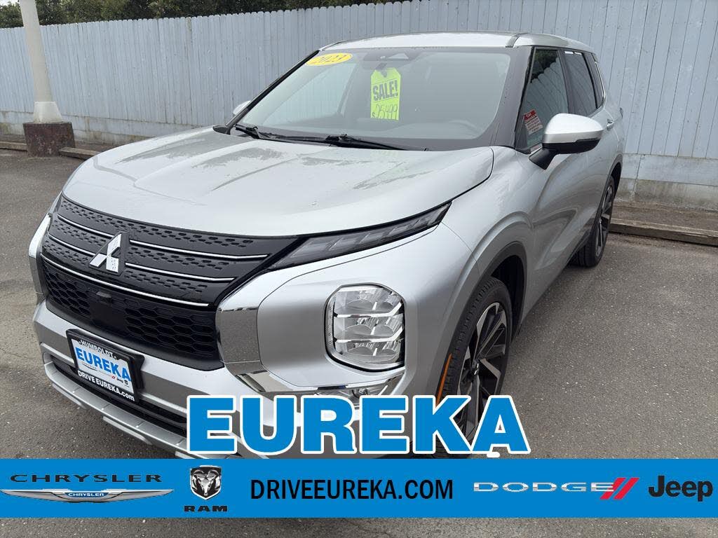 2023 Mitsubishi Outlander SE Special Edition FWD