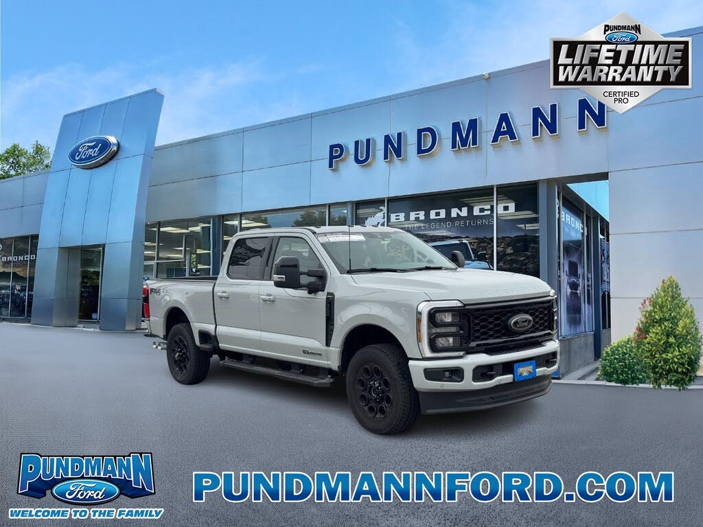 2025 Ford F-350 Super Duty Lariat Crew Cab 4WD