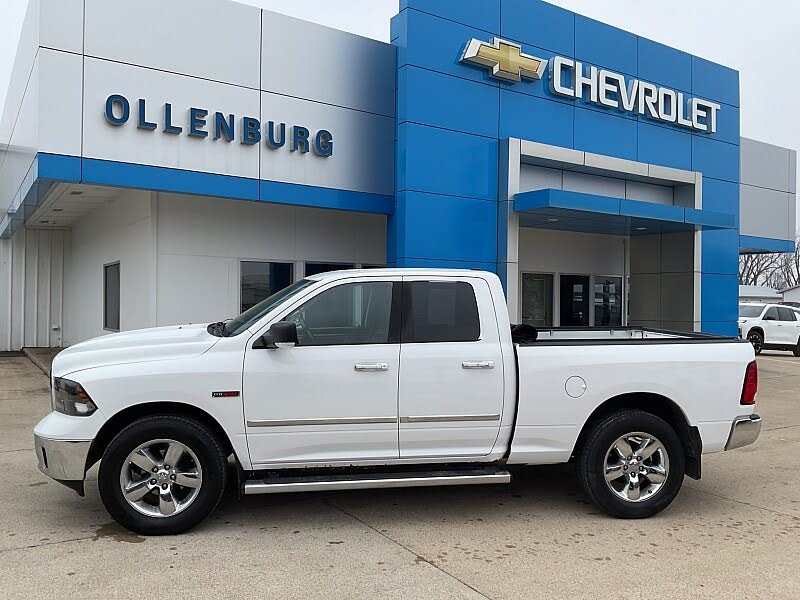 2015 RAM 1500 SLT Quad Cab 4WD
