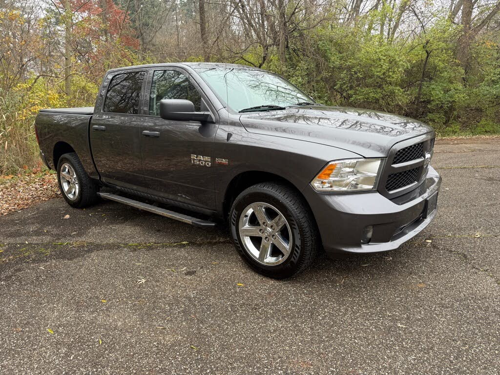 2017 RAM 1500 Tradesman Crew Cab 4WD