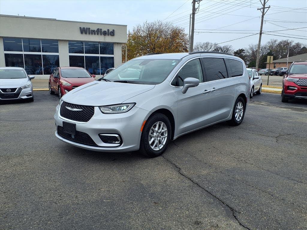 2022 Chrysler Pacifica Touring L FWD