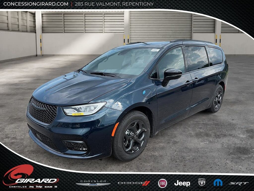 2024 Chrysler Pacifica Hybrid Premium S Appearance FWD