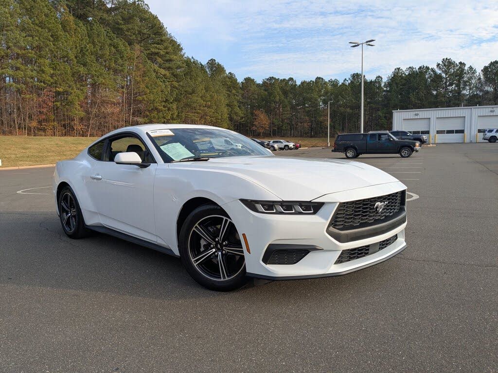 2024 Ford Mustang EcoBoost Fastback RWD