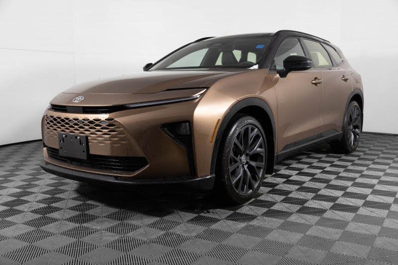 2025 Toyota Crown Signia Limited AWD