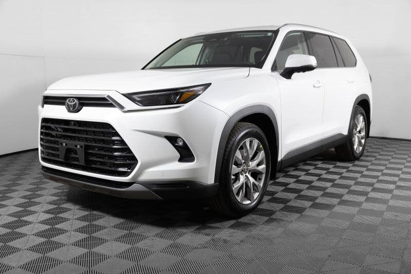 Toyota Grand Highlander Hybrid Limited AWD 2026
