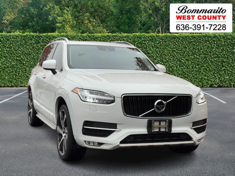 2016 Volvo XC90 T6 Momentum AWD