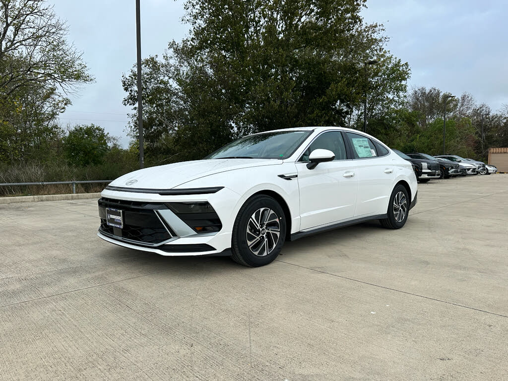 2026 Hyundai Sonata Hybrid Blue FWD