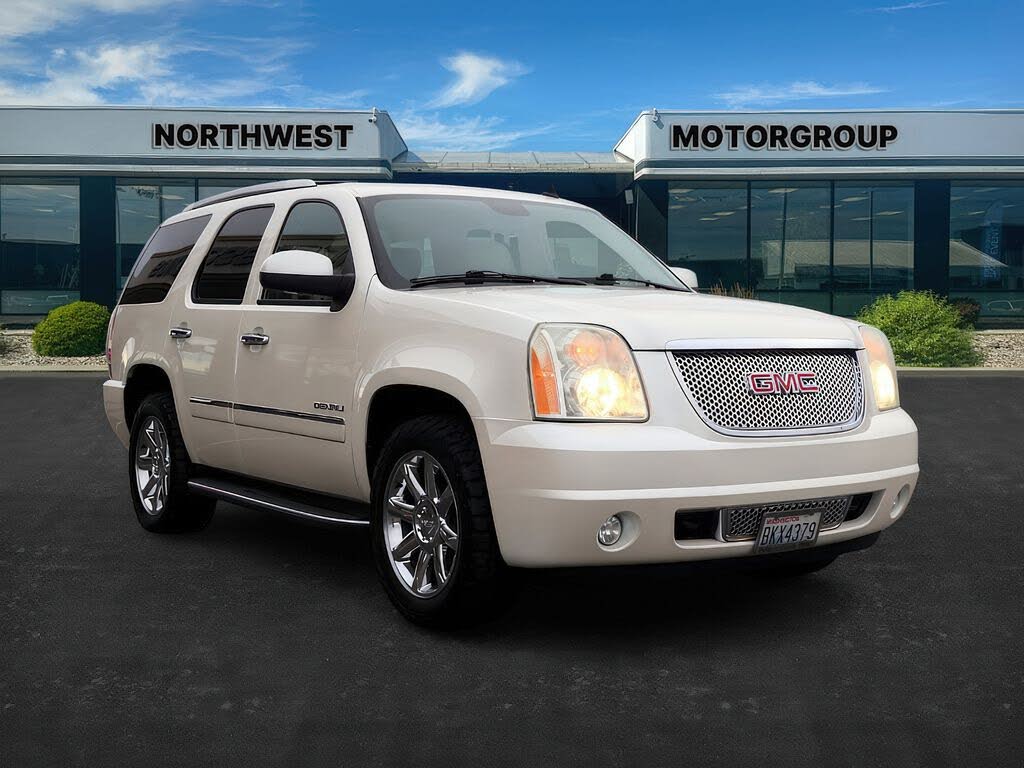 2011 GMC Yukon Denali AWD