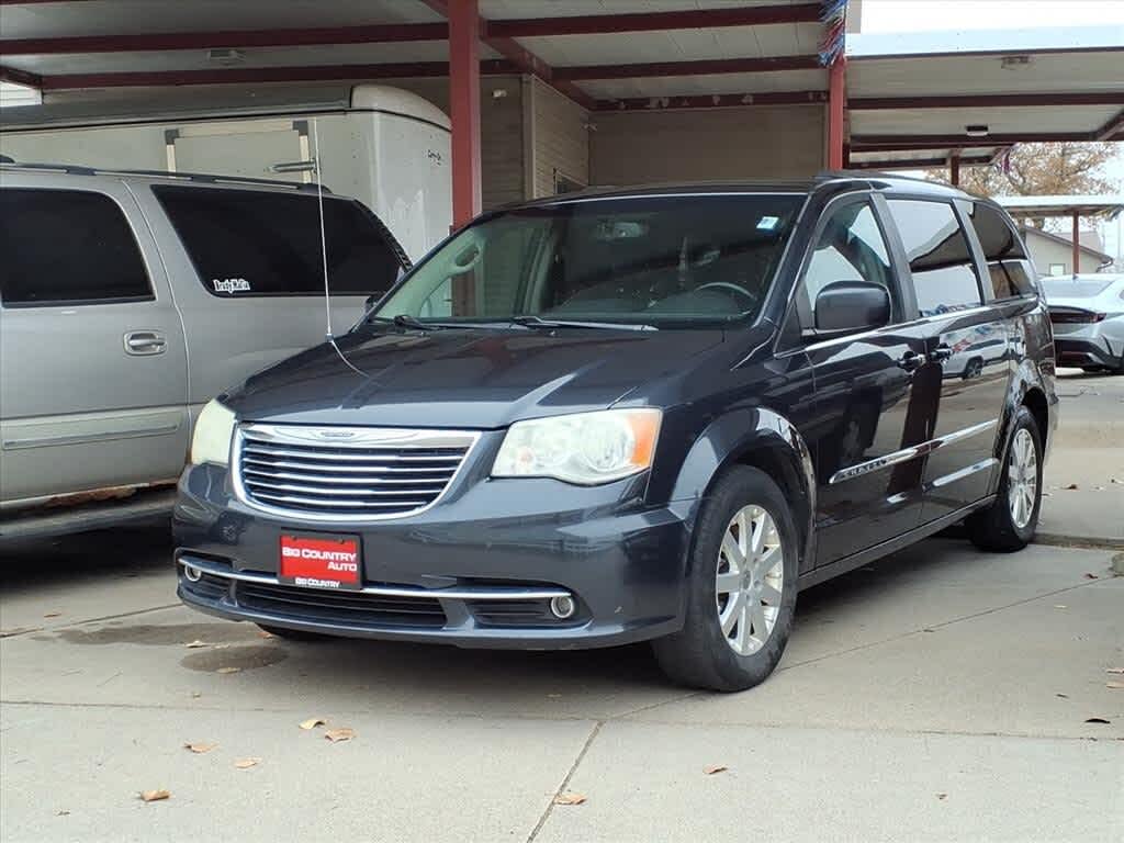 2014 Chrysler Town & Country Touring FWD