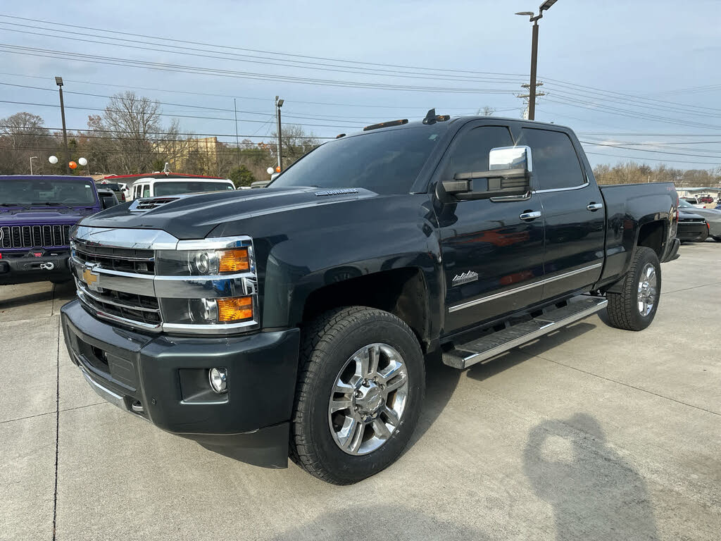2018 Chevrolet Silverado 2500HD High Country Crew Cab 4WD