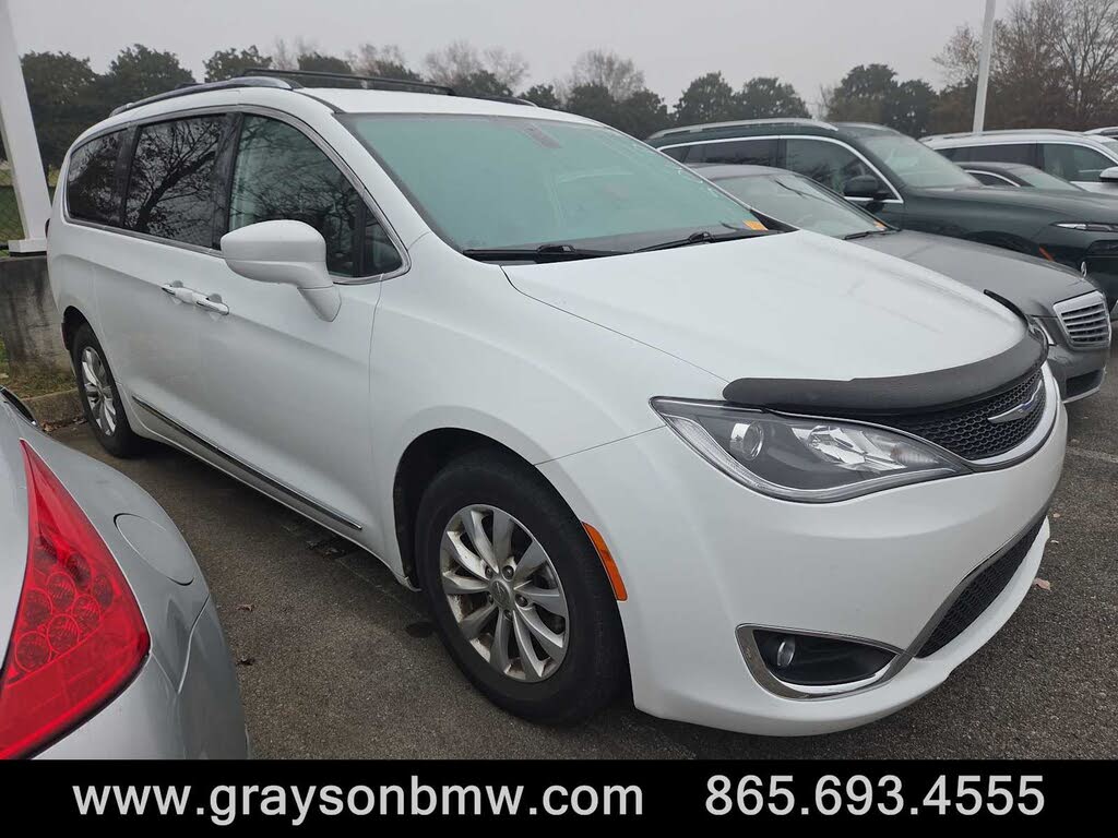 2019 Chrysler Pacifica Touring L FWD