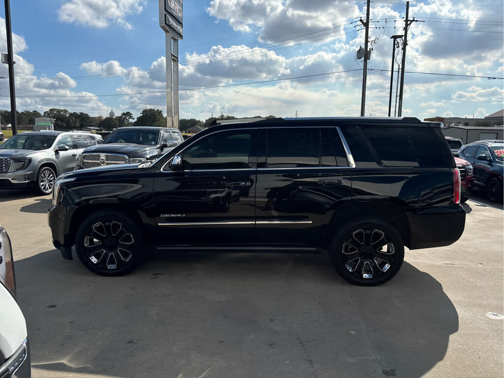 2020 GMC Yukon Denali RWD