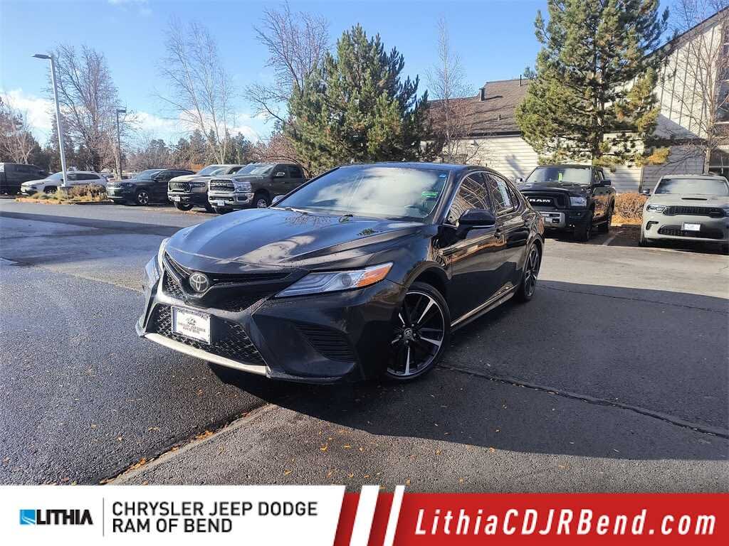 2020 Toyota Camry XSE FWD