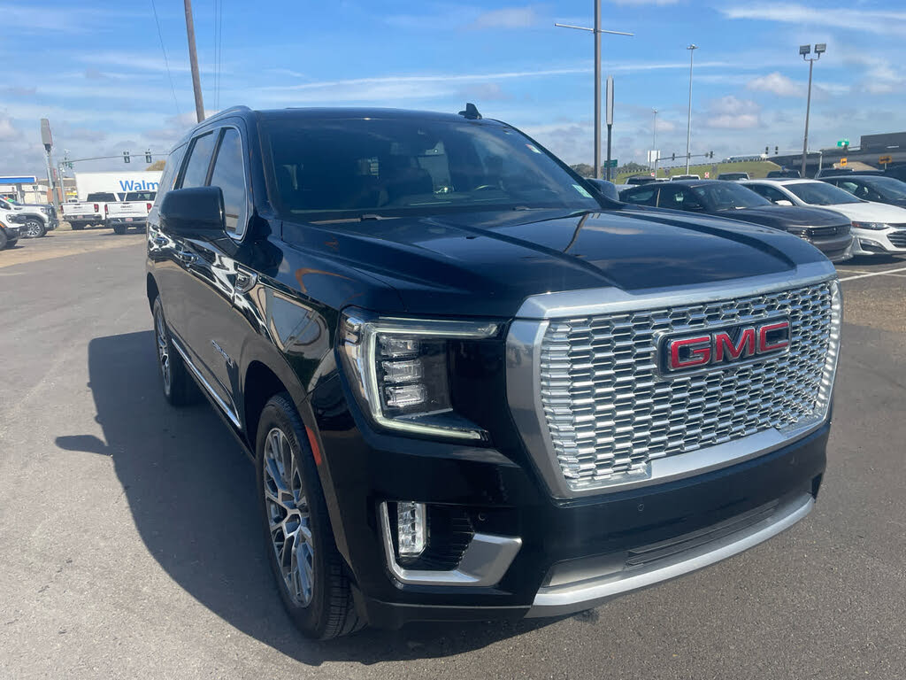 2022 GMC Yukon Denali RWD