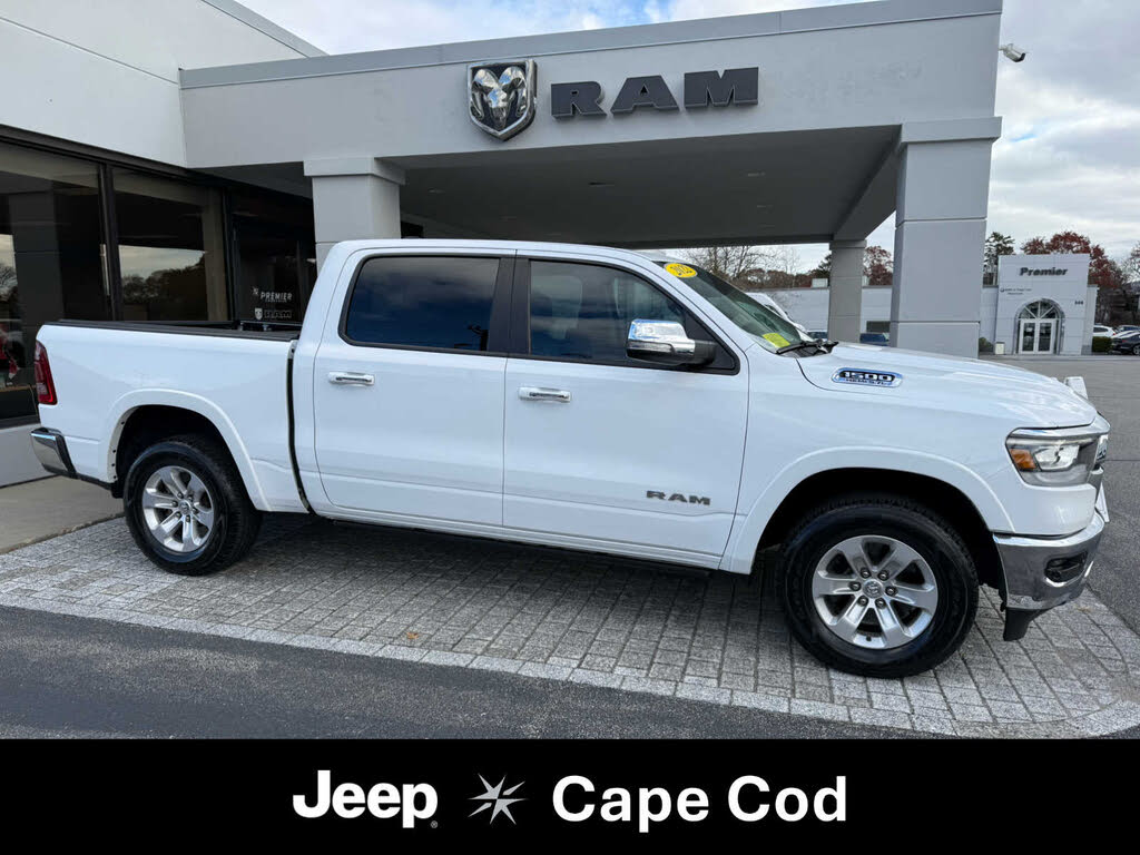 2022 RAM 1500 Laramie Crew Cab 4WD