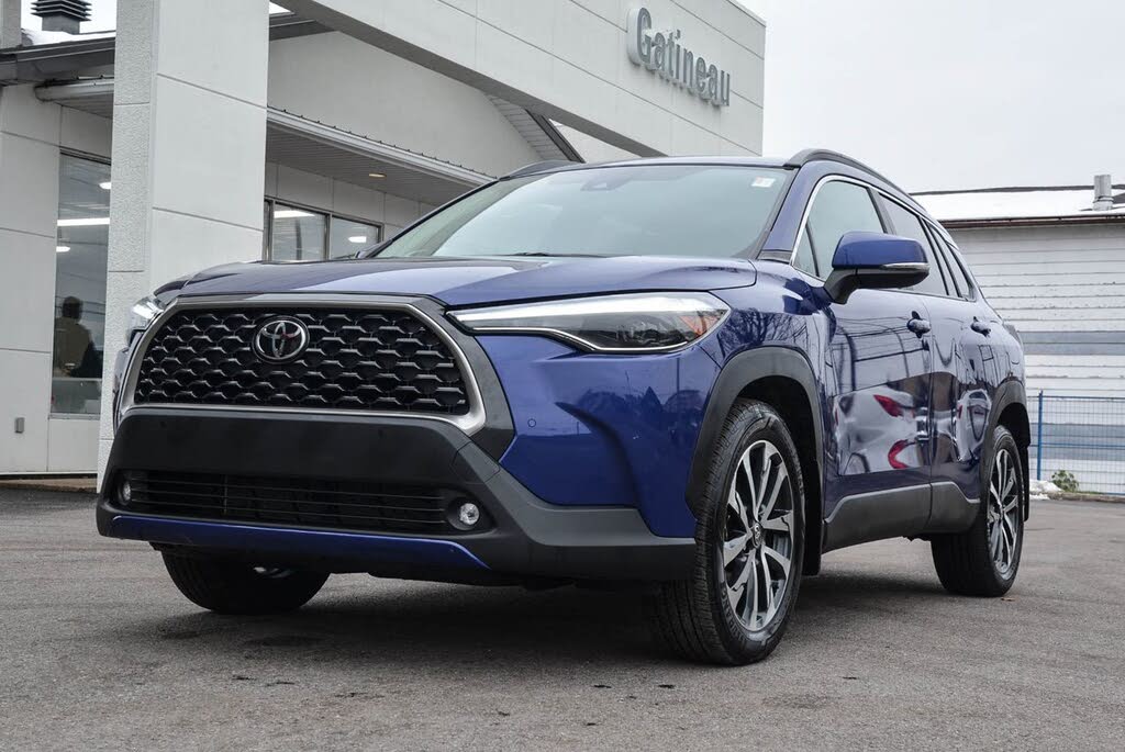 2022 Toyota Corolla Cross XLE AWD