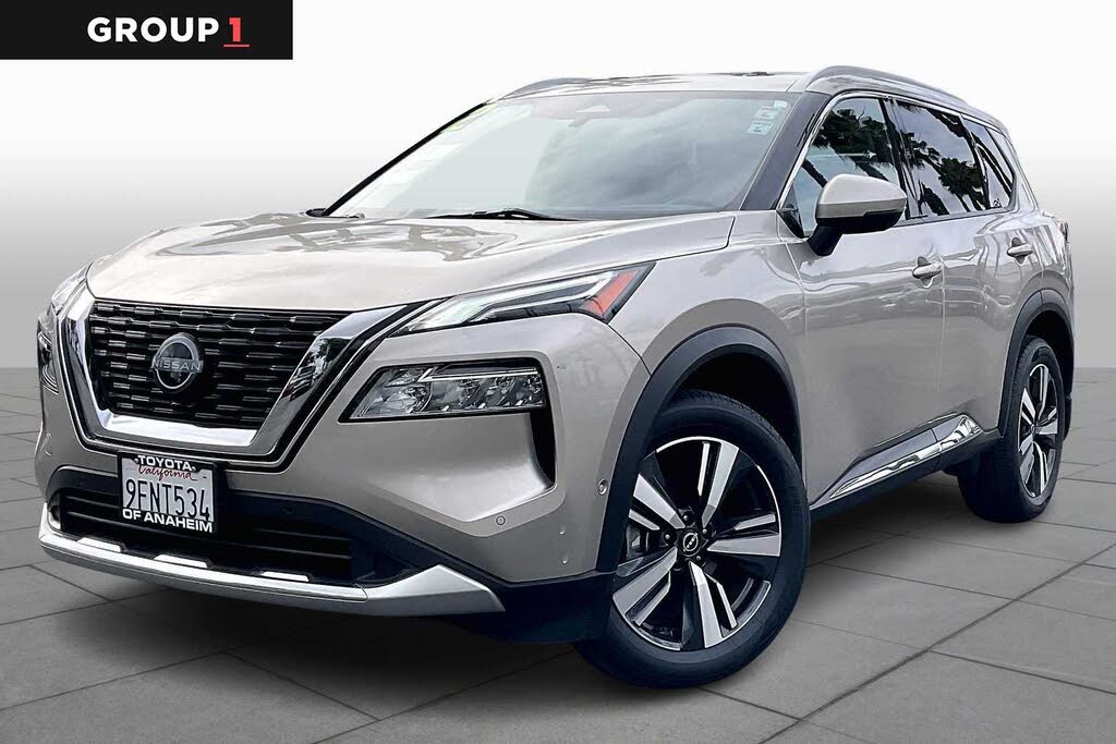 2023 Nissan Rogue Platinum FWD