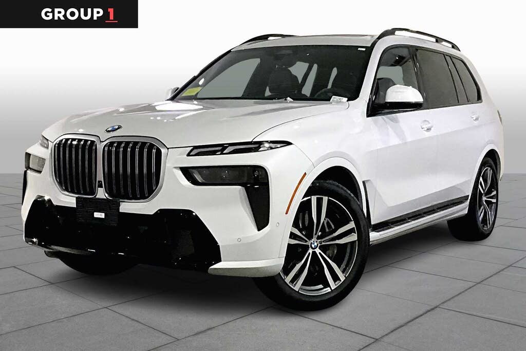 2025 BMW X7 xDrive40i AWD