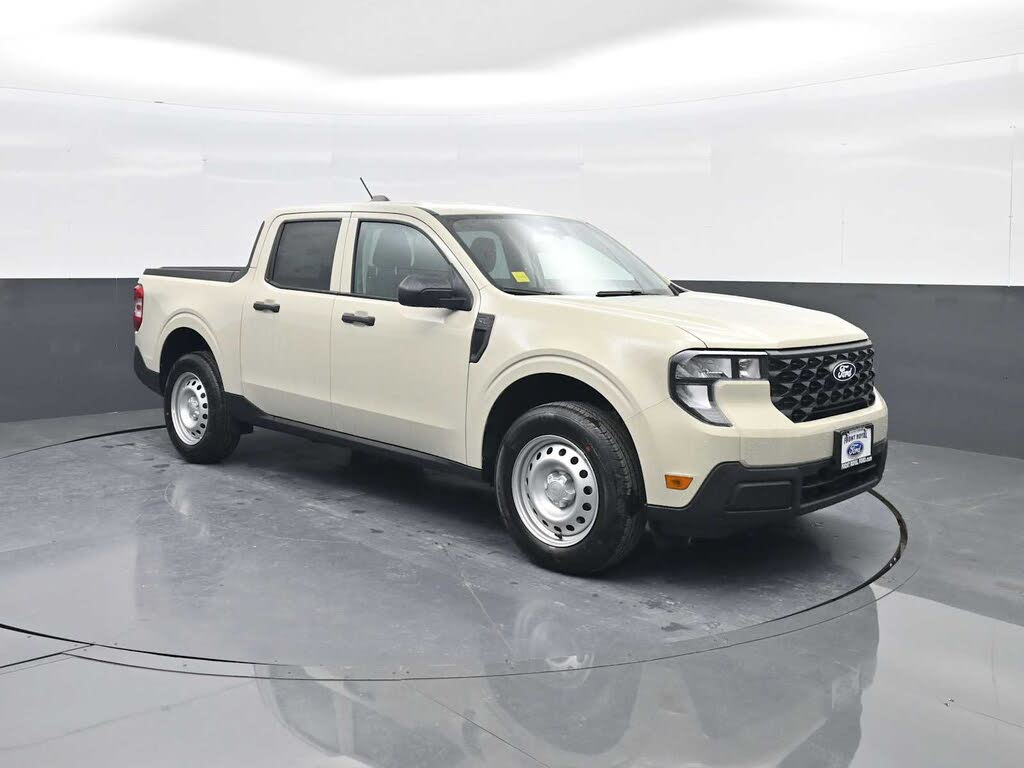 2025 Ford Maverick XL SuperCrew AWD