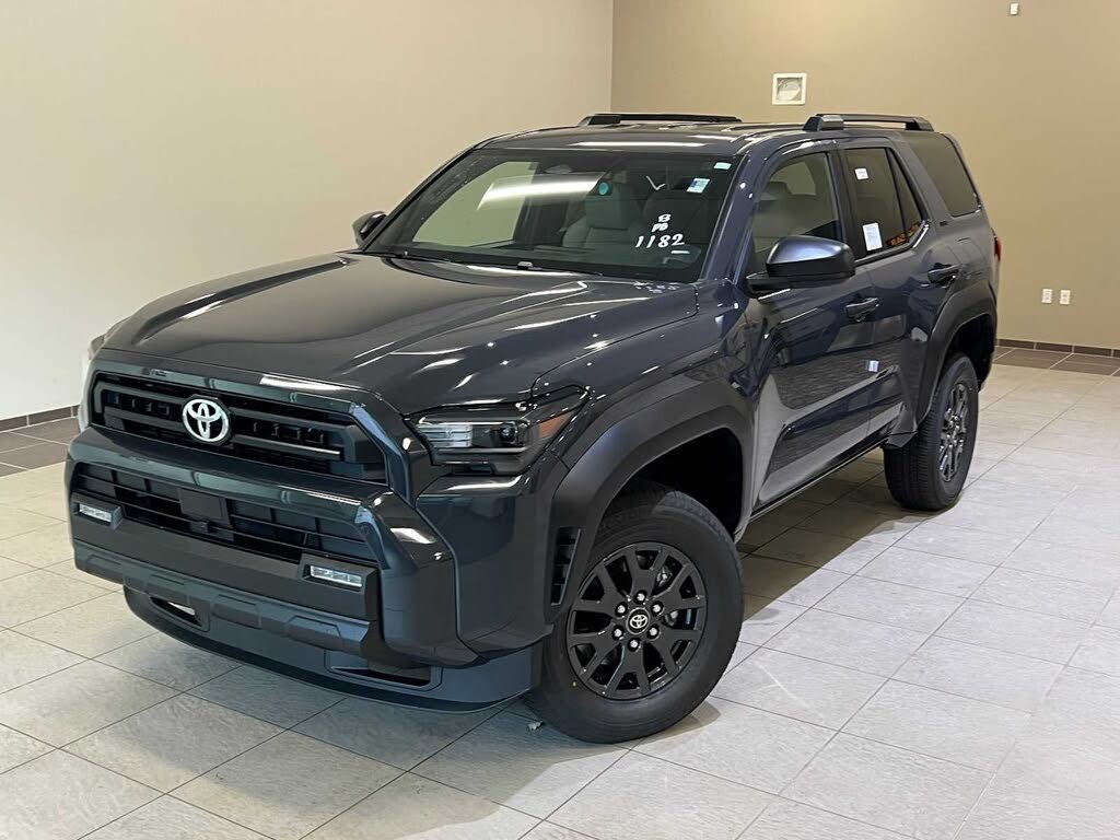 2025 Toyota 4Runner SR5 RWD