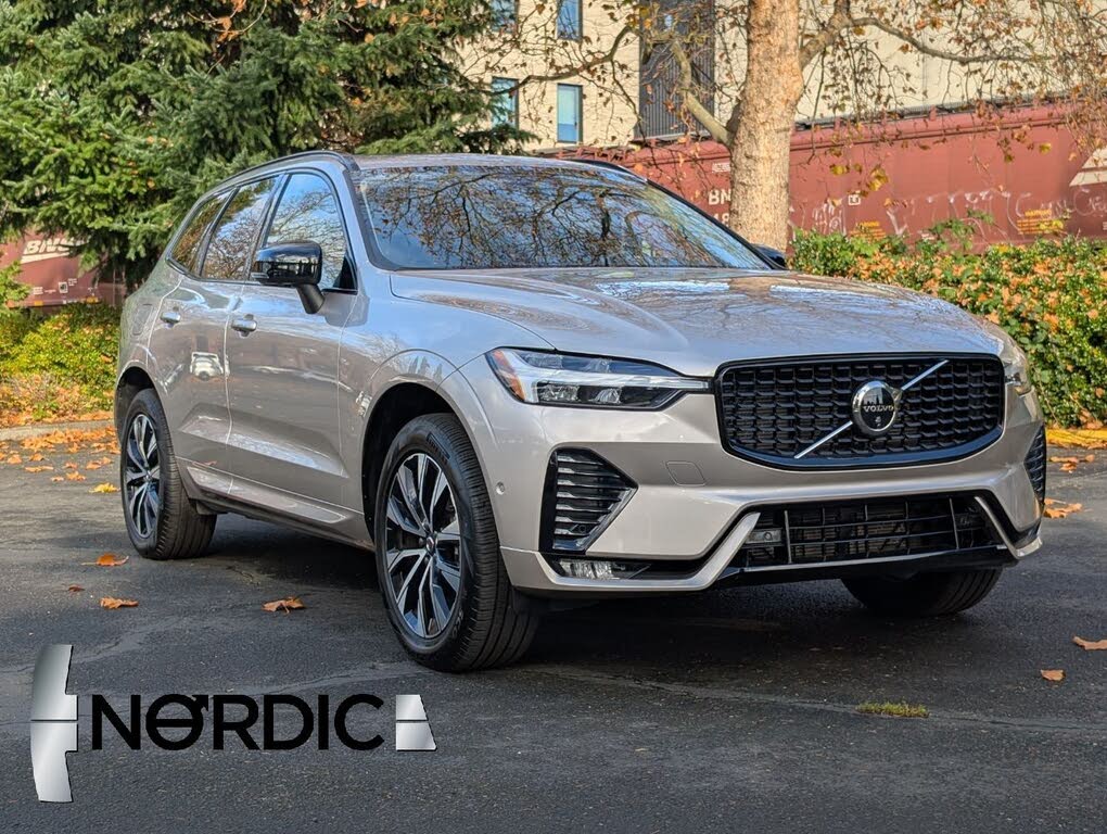 2025 Volvo XC60 B5 Plus Dark Theme AWD