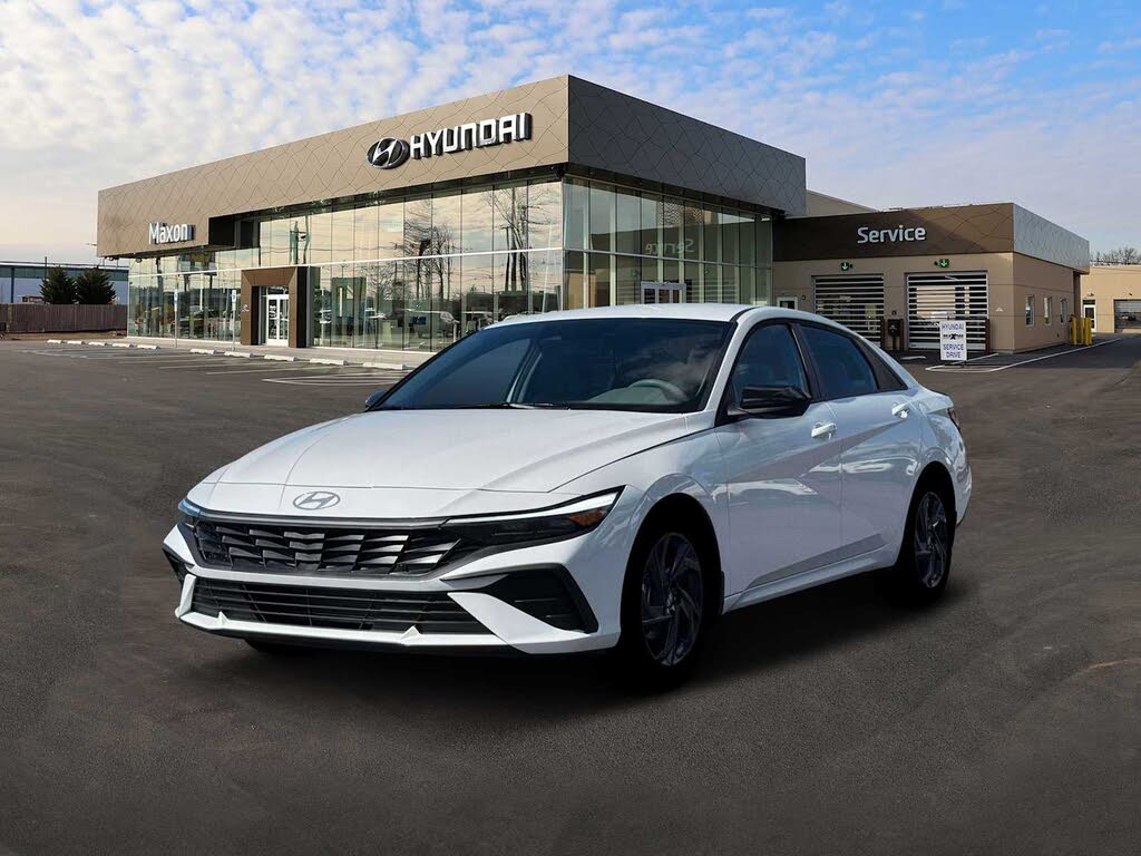 2026 Hyundai Elantra SEL Sport FWD