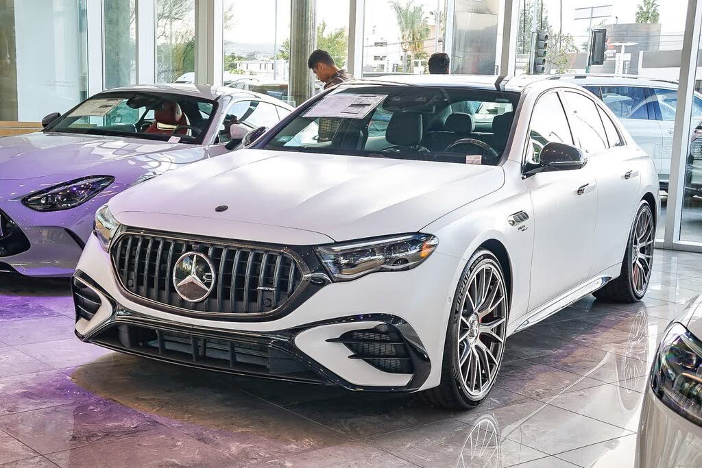 2026 Mercedes-Benz E-Class AMG E 53 Hybrid 4MATIC+