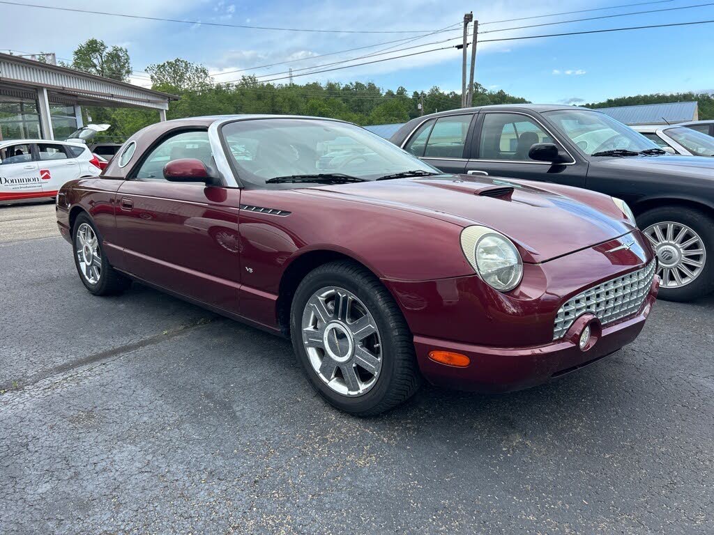 2004 Ford Thunderbird Deluxe RWD