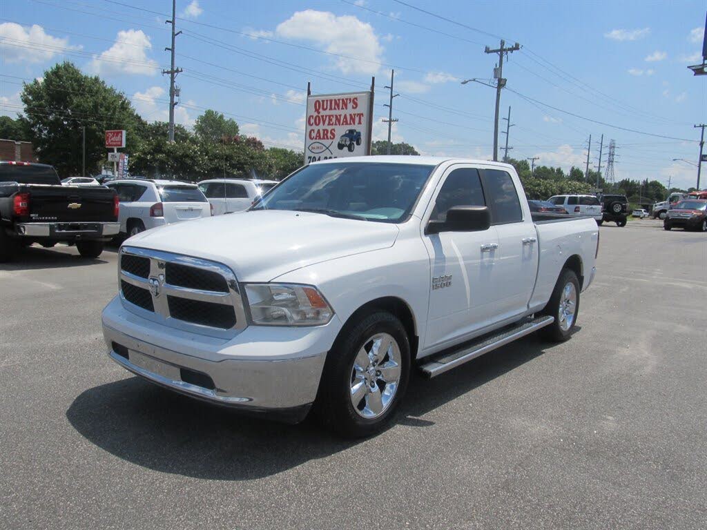 2017 RAM 1500 SLT Quad Cab RWD