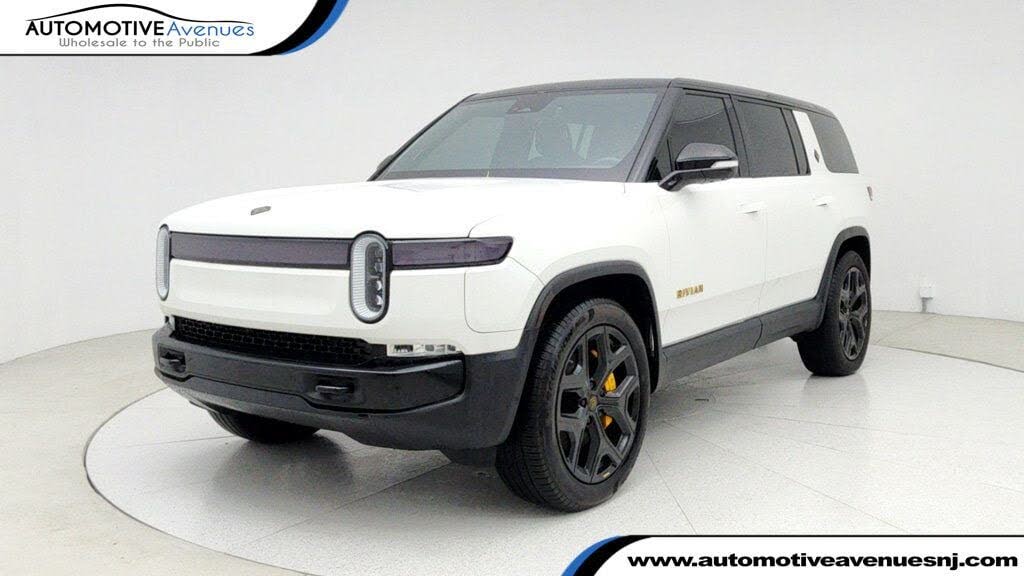 2022 Rivian R1S Launch Edition AWD