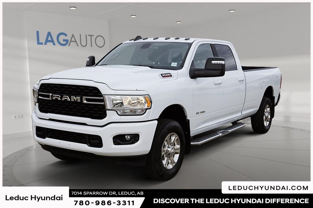 2023 RAM 3500 Big Horn Crew Cab LB 4WD