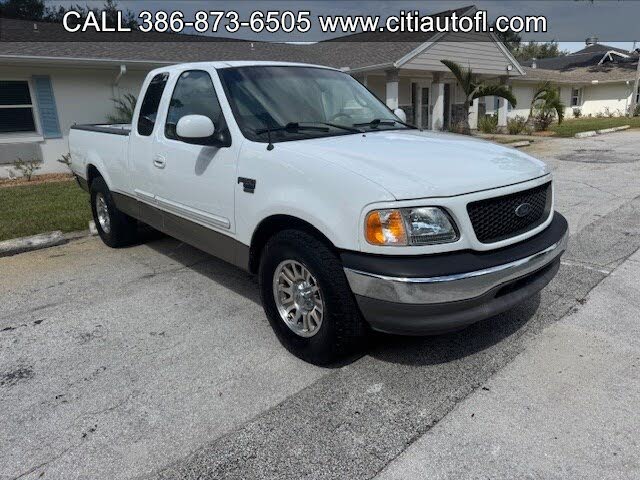 2002 Ford F-150 XLT SuperCab SB