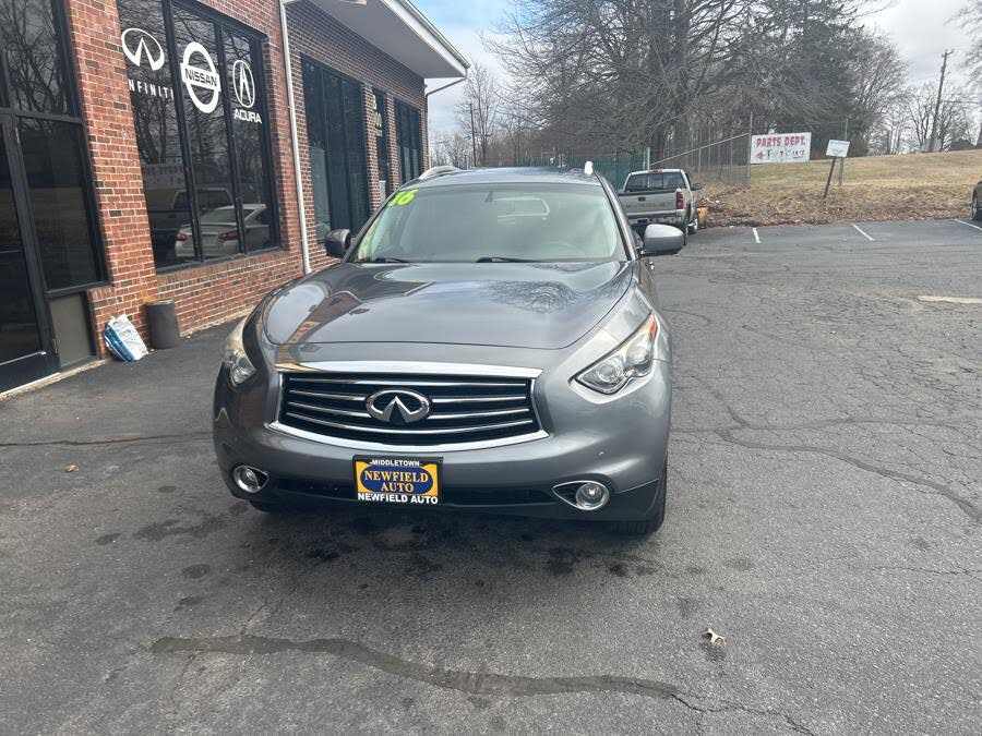 2016 INFINITI QX70 AWD