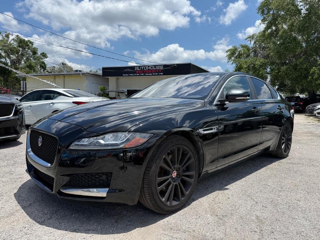 2017 Jaguar XF 20d Prestige RWD