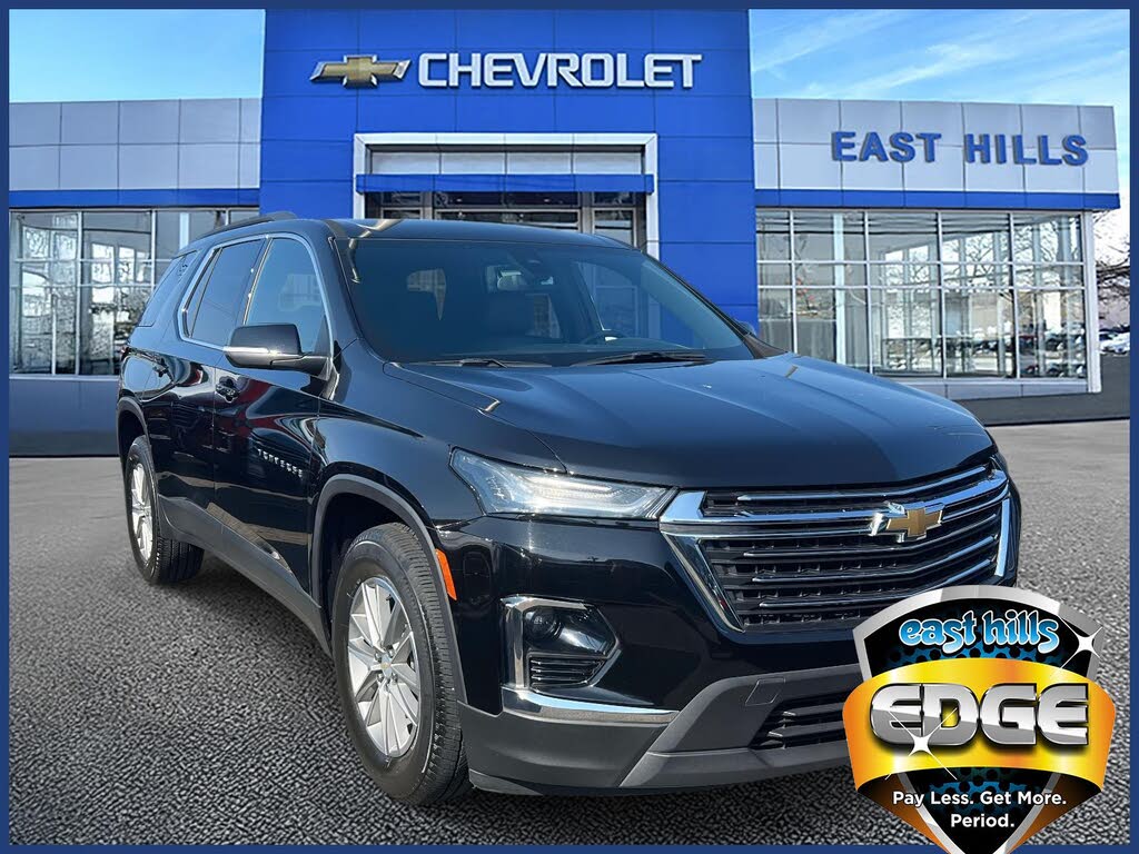 2023 Chevrolet Traverse LT Leather AWD