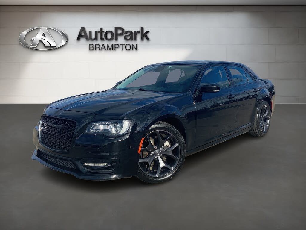 Chrysler 300 Touring L RWD 2023