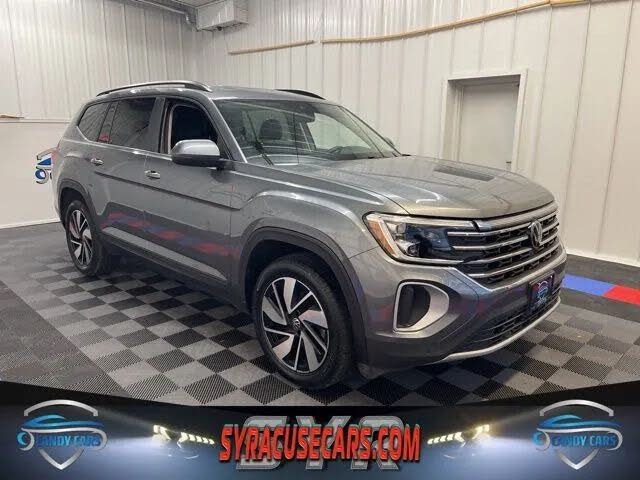 2024 Volkswagen Atlas SE FWD with Technology
