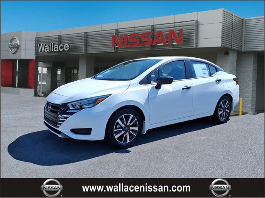2025 Nissan Versa S FWD